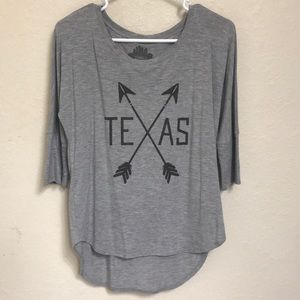 Very comfy Texas high low T